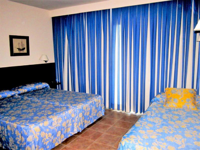 בנידורם Hotel Rambla מראה חיצוני תמונה